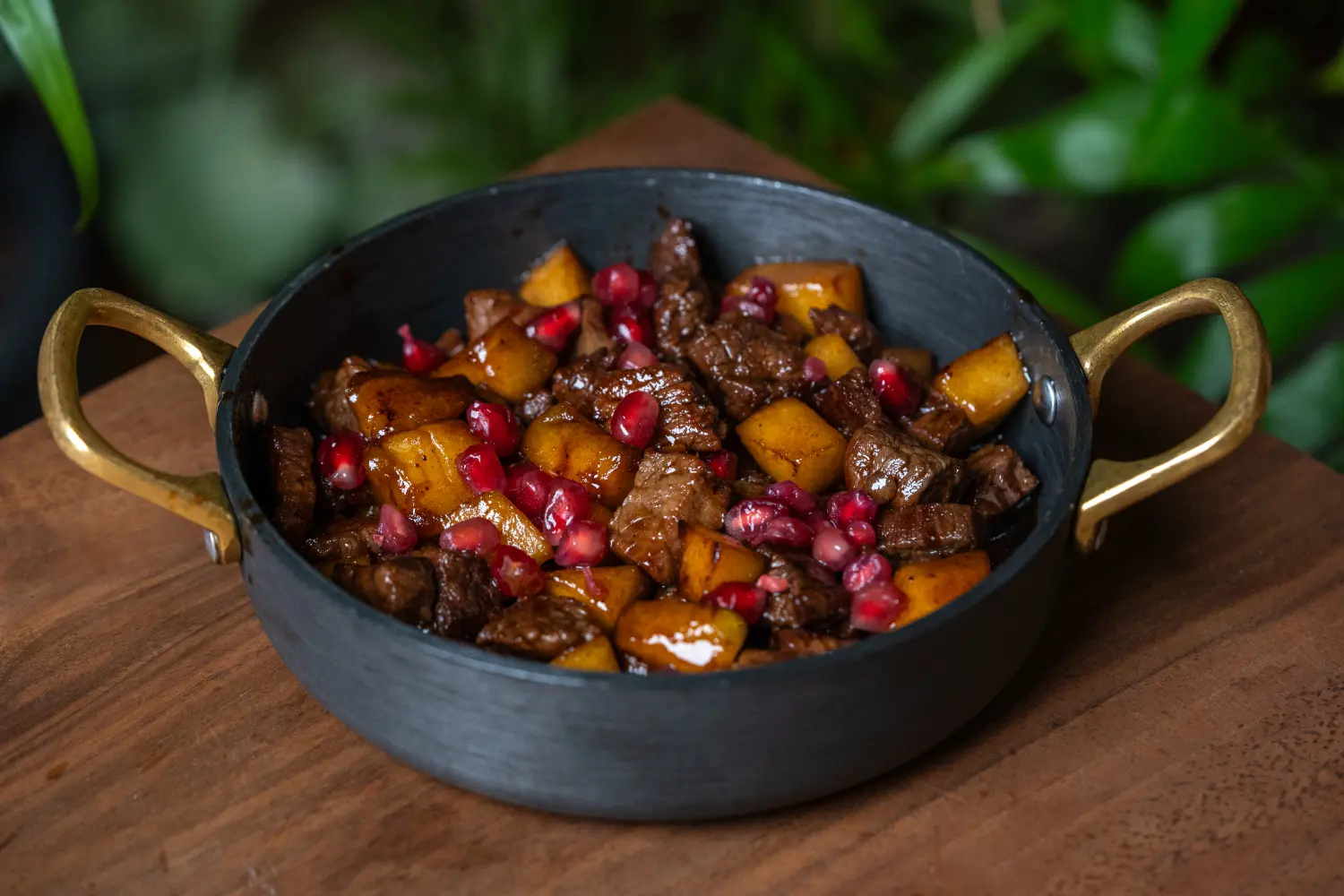 Apple Beef Ras Asfour